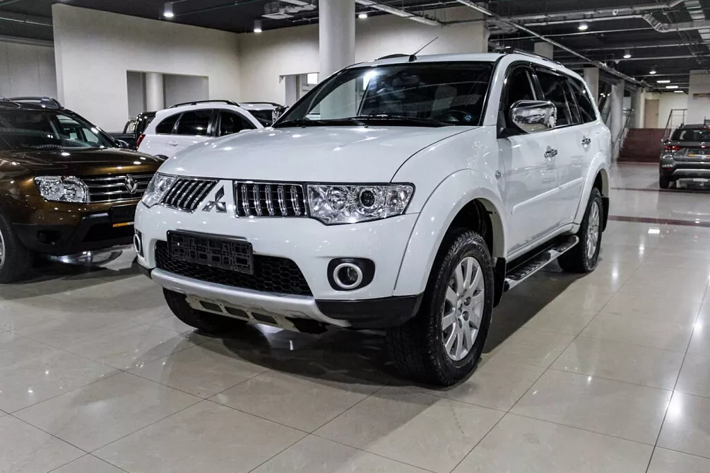 Купить Pajero Sport с пробегом